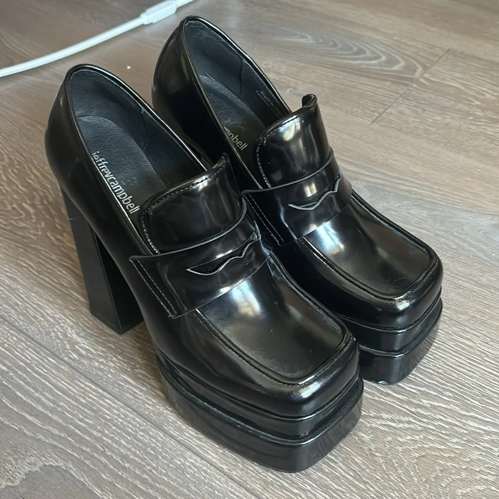 ❌SOLD Black Jeffrey Campbell Patent Loafers Platforms 8 - Picture 2 of 9